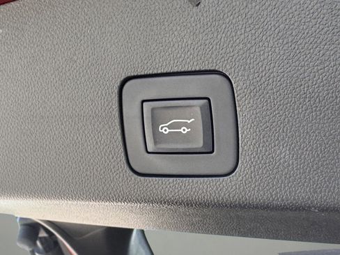 Used 2022 Buick Encore GX Select FWD image 11