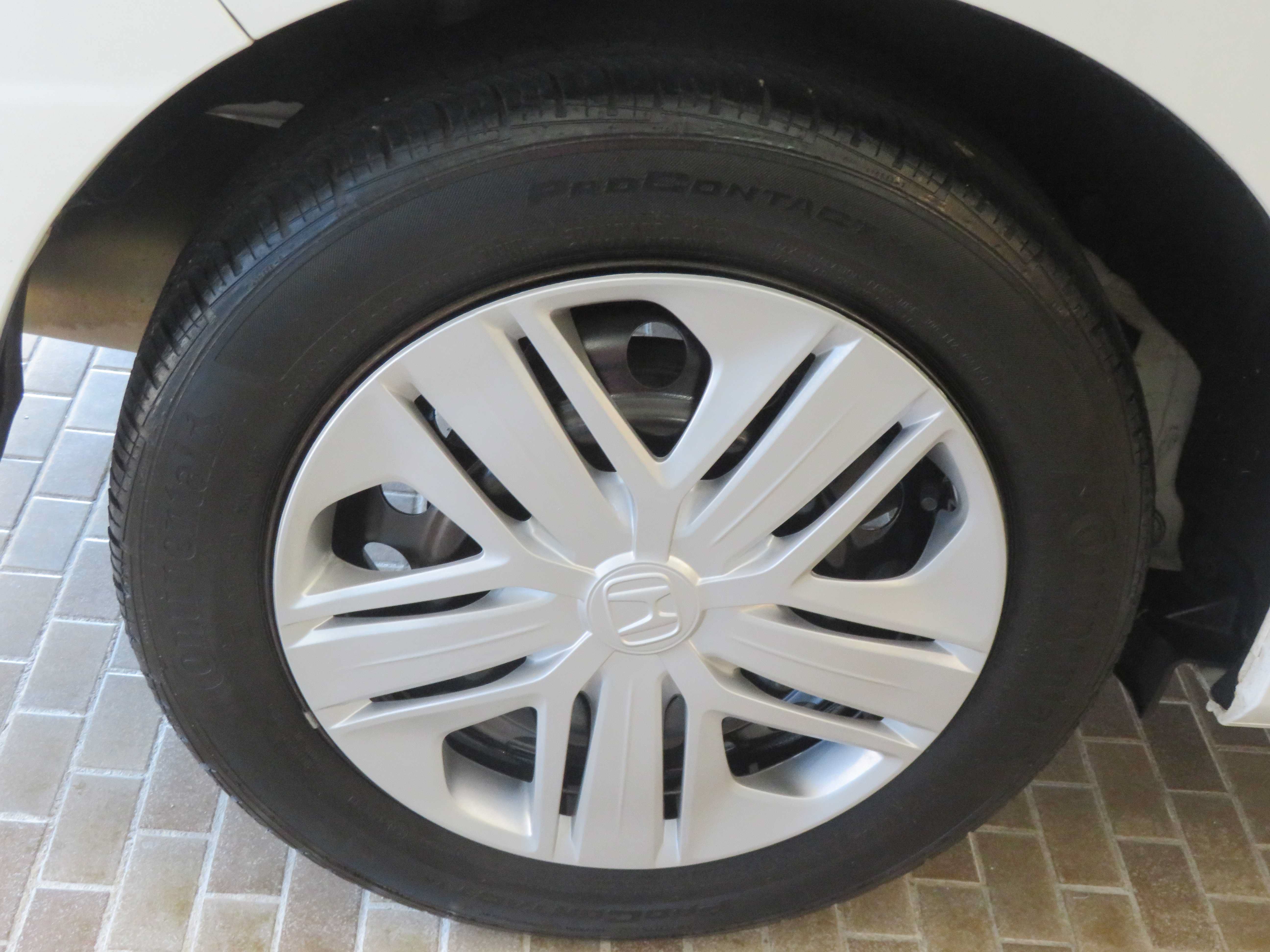 Used 2019 Honda Fit LX image 9