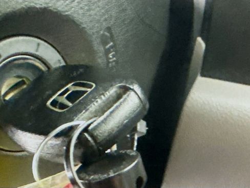 Used 2011 Honda CR-V LX image 18