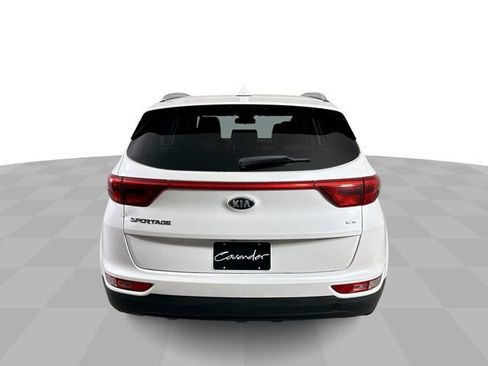 Used 2018 Kia Sportage EX AWD/4WD image 7