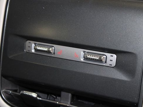 New 2026 Lincoln Nautilus Reserve image 32