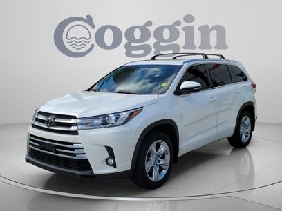 Used 2017 Toyota Highlander Limited w/ Protection Package #3