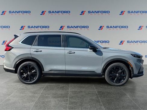 Used 2023 Honda CR-V Sport Touring image 6