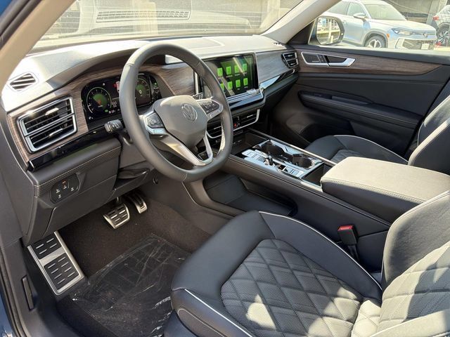 New 2026 Volkswagen Atlas SEL Premium R-Line AWD/4WD image 16
