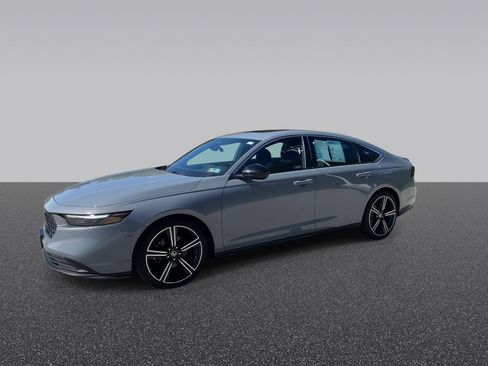 Used 2023 Honda Accord Sport image 5