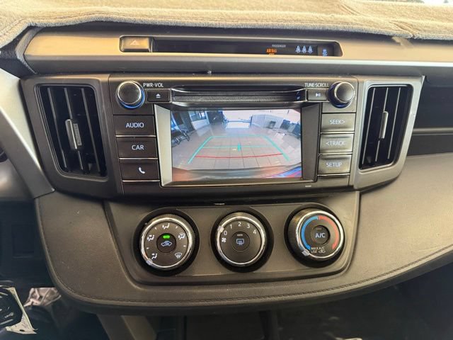 Used 2017 Toyota RAV4 LE w/ Carpet Mat Package AWD/4WD image 15
