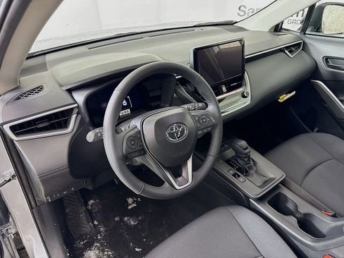 New 2026 Toyota Corolla Cross LE image 9
