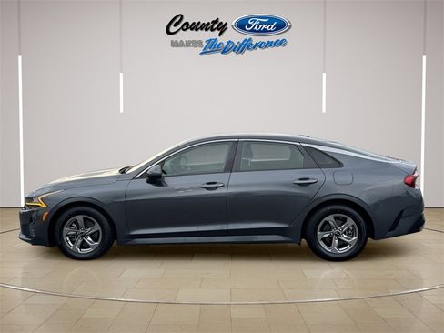 Used 2021 Kia K5 LXS image 3