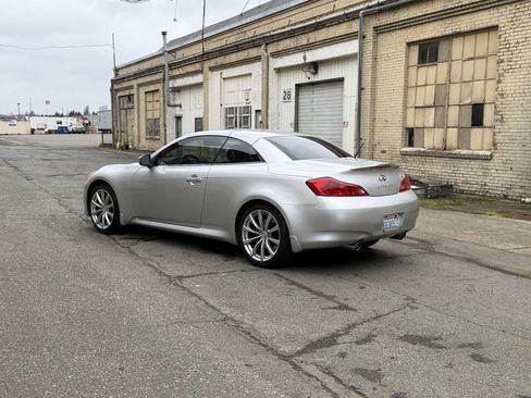 Used 2009 INFINITI G37 Sport w/ Premium Pkg image 6