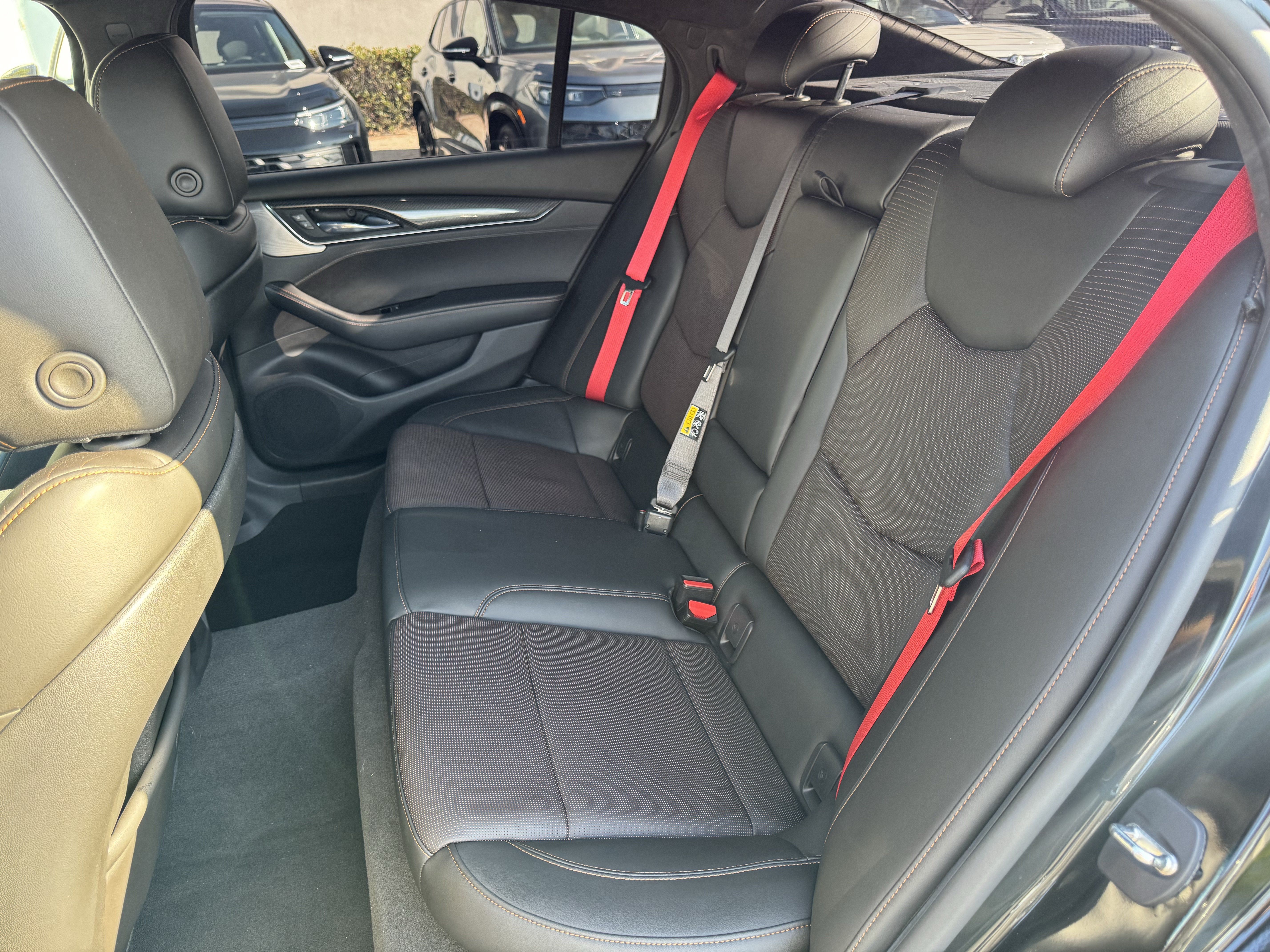 Used 2023 Cadillac CT5 V w/ Premium Package RWD image 31