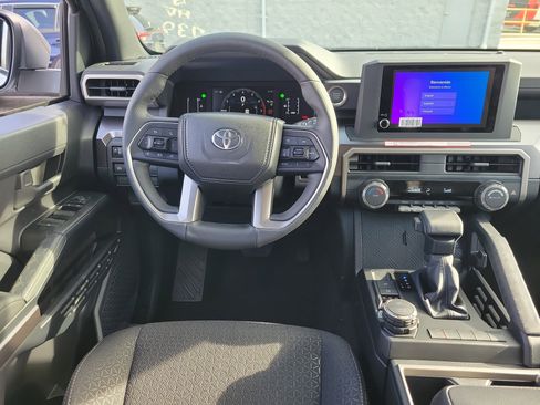 New 2025 Toyota 4Runner SR5 image 10