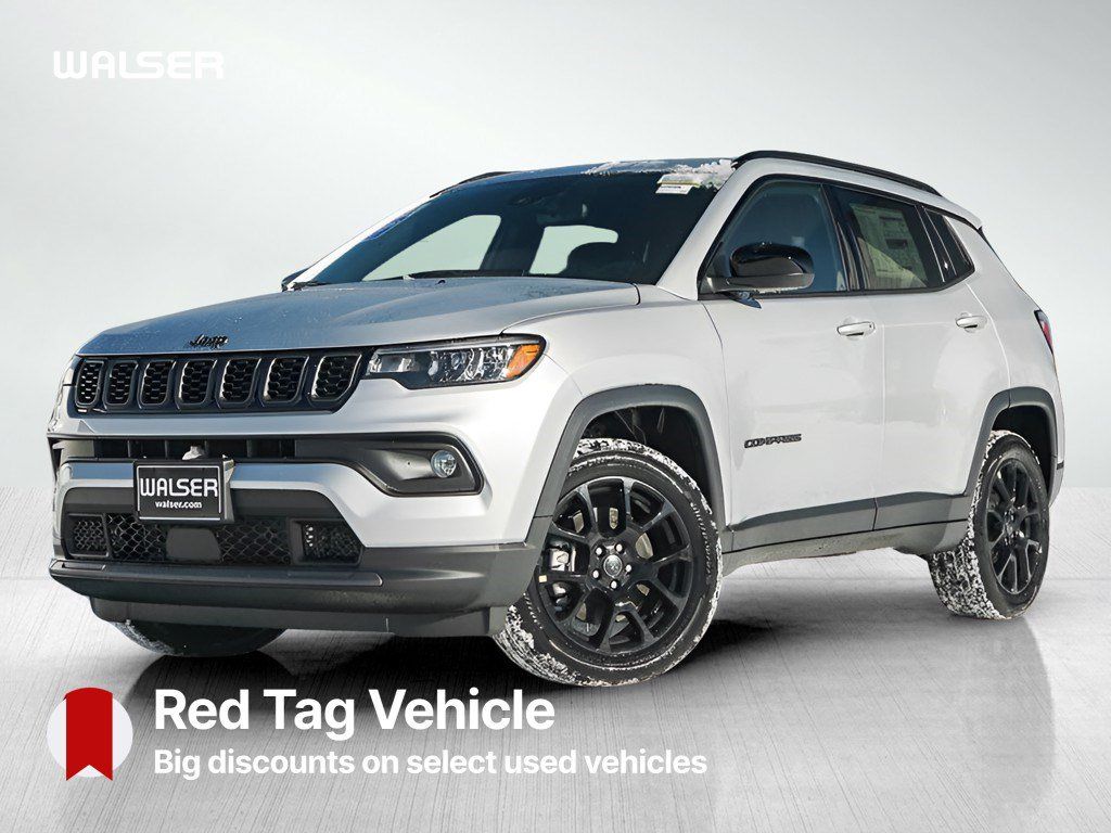 Used 2026 Jeep Compass Latitude AWD/4WD image 1