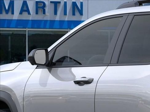 New 2026 Chevrolet Equinox LT FWD image 12