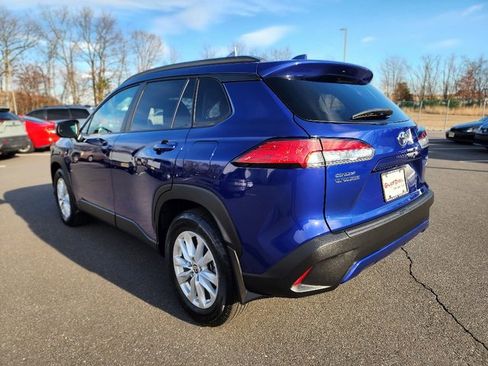 Used 2022 Toyota Corolla Cross LE image 5