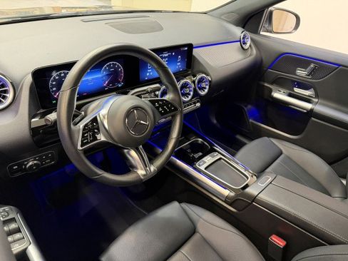 Certified 2025 Mercedes-Benz GLA 250 image 10