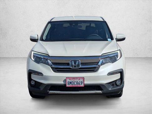 Certified 2019 Honda Pilot EX image 2