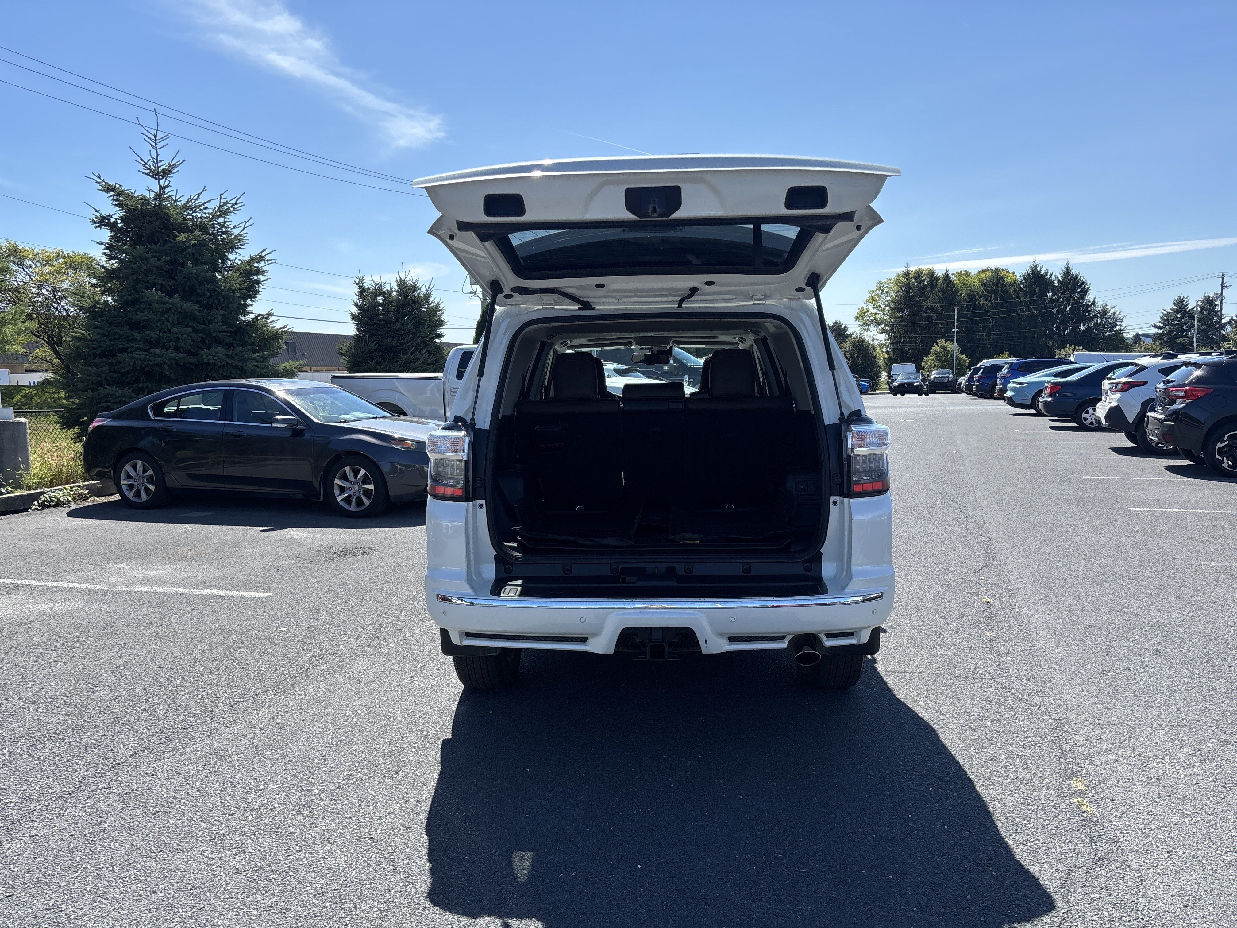 Used 2023 Toyota 4Runner Limited AWD/4WD image 28