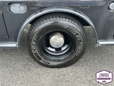 Used 2018 RAM 3500 Tradesman w/ Chrome Appearance Group image 25