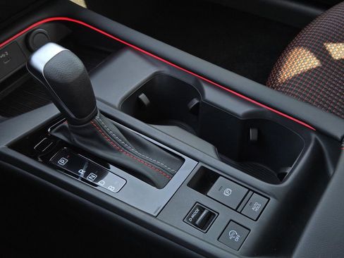 New 2026 Nissan Sentra SR w/ Floor Mat Package FWD image 21