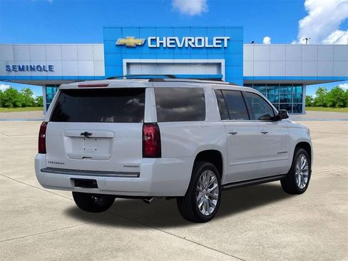 Used 2019 Chevrolet Suburban Premier w/ Premier Plus Edition image 3