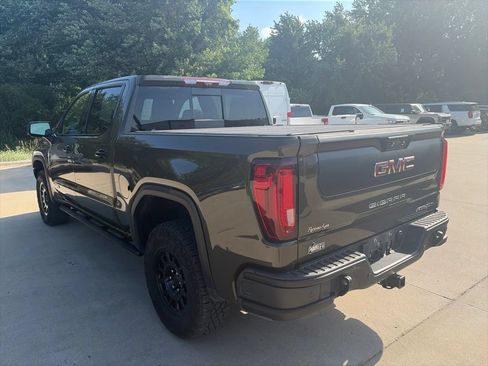 Used 2023 GMC Sierra 1500 AT4X w/ AT4X AEV Edition AWD/4WD image 9