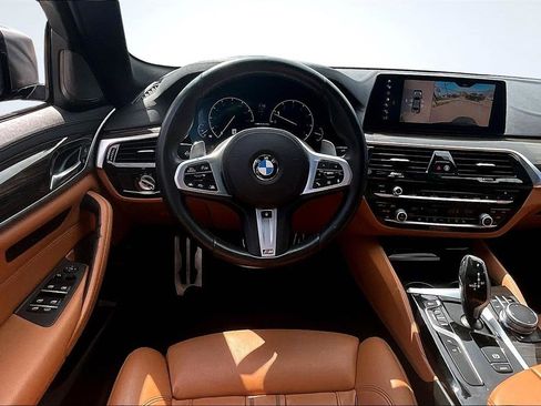 Used 2019 BMW M550i xDrive AWD/4WD image 8