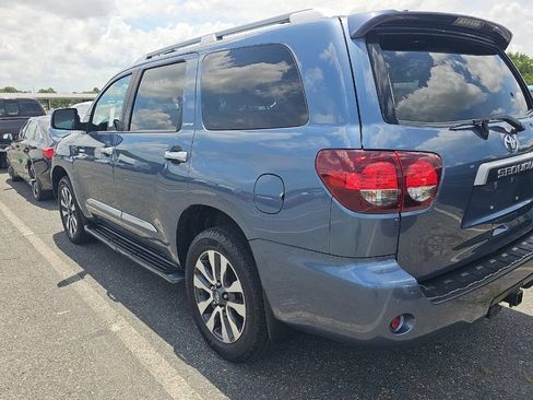 Used 2021 Toyota Sequoia Limited w/ Safety & Convenience Package AWD/4WD image 6