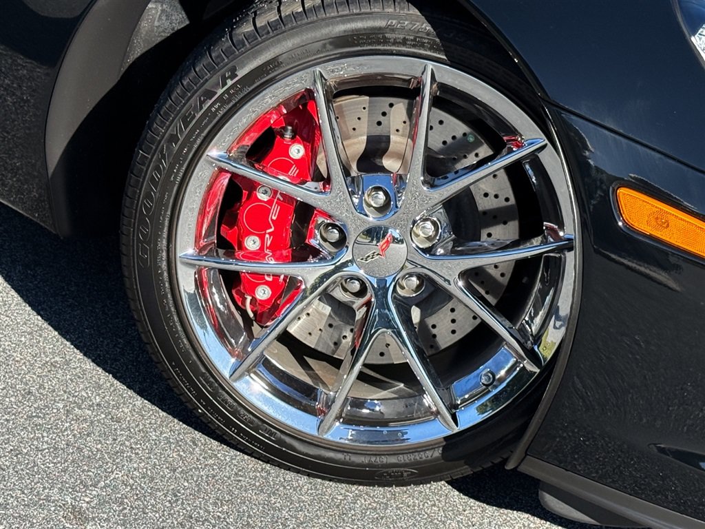 Used 2010 Chevrolet Corvette Z06 w/ Preferred Equipment Group RWD image 23