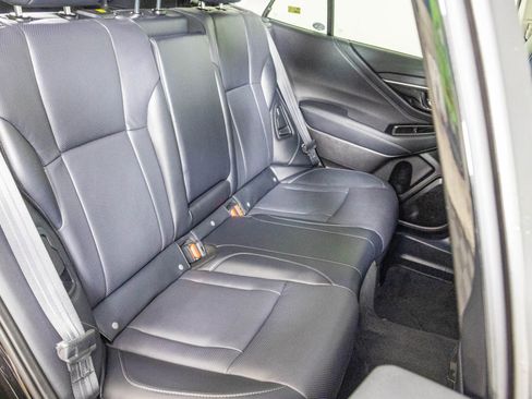 Used 2023 Subaru Outback Limited image 43