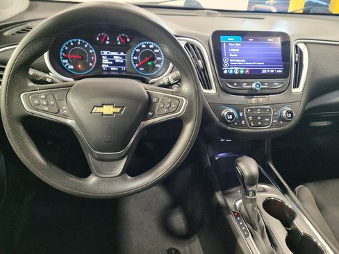 Used 2023 Chevrolet Malibu LT FWD image 22