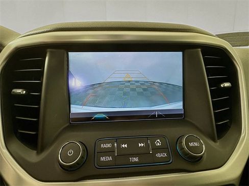 Used 2018 GMC Acadia SLT image 23