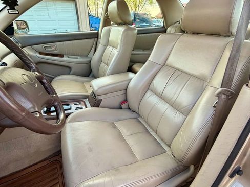 Used 2000 Lexus ES 330 image 25