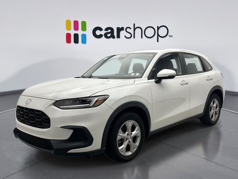 Used 2023 Honda HR-V LX image 1