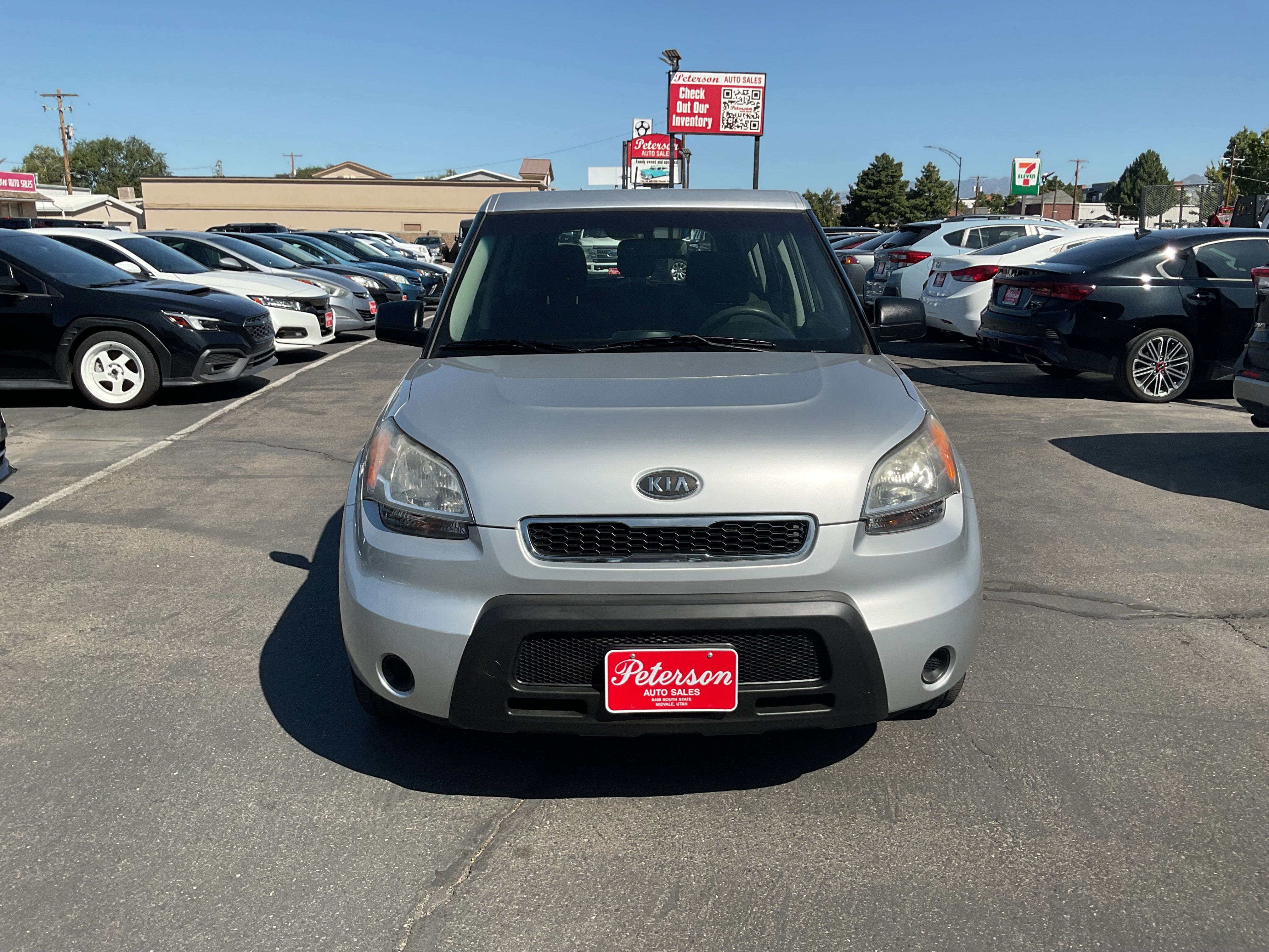 Used 2011 Kia Soul FWD image 3