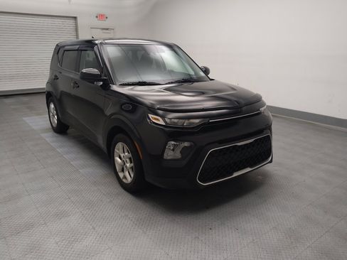 Used 2022 Kia Soul LX w/ Technology Package FWD image 13