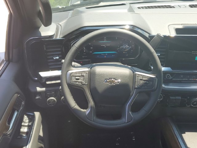 New 2026 Chevrolet Silverado 2500 High Country w/ High Country Premium Package AWD/4WD image 12