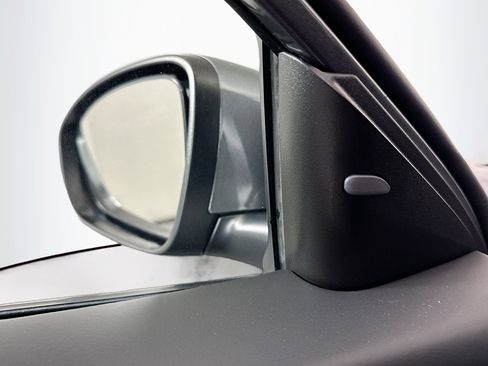 Used 2023 Nissan Altima 2.5 SV image 16