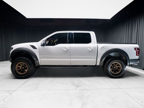 Used 2017 Ford F150 Raptor w/ Equipment Group 802A Luxury AWD/4WD image 11