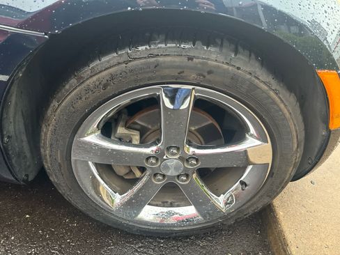 Used 2007 Pontiac Solstice Convertible w/ Premium Package RWD image 6