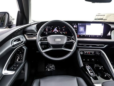 New 2025 Audi Q5 Premium image 4