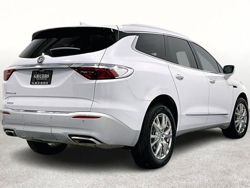 Used 2023 Buick Enclave Essence w/ Experience Buick Package image 2