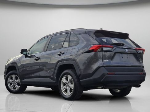 Used 2021 Toyota RAV4 XLE w/ Convenience Package AWD/4WD image 20