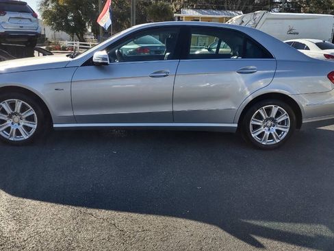 Used 2012 Mercedes-Benz E 350 4MATIC Sedan image 6