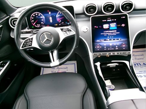Used 2025 Mercedes-Benz C 300 Sedan image 11