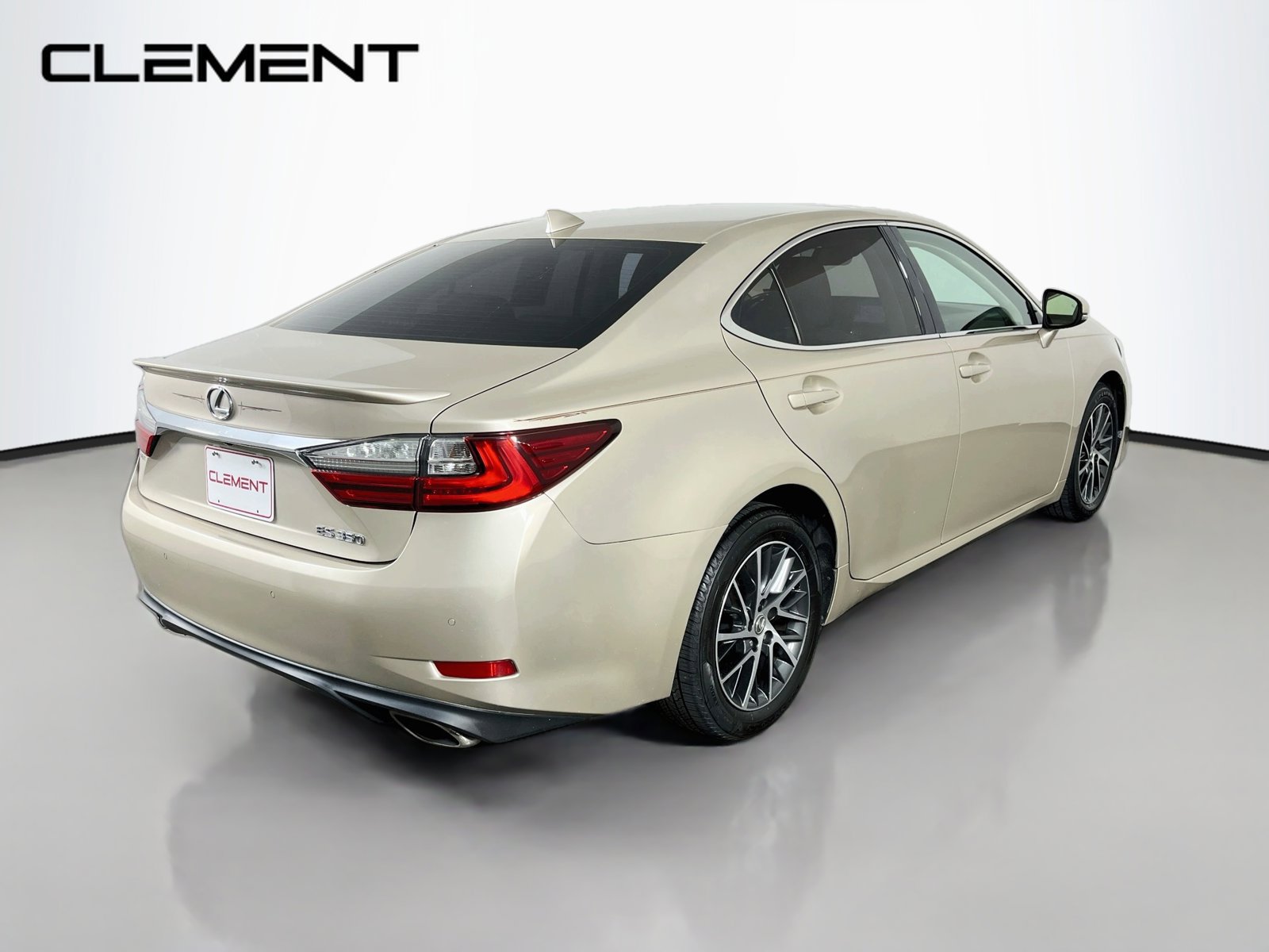Used 2017 Lexus ES 350 w/ Luxury Package FWD image 7