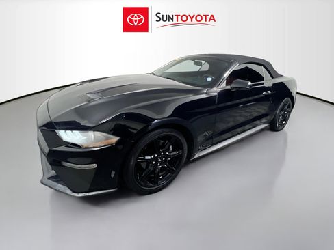 Used 2020 Ford Mustang Convertible w/ Equipment Group 101A image 9