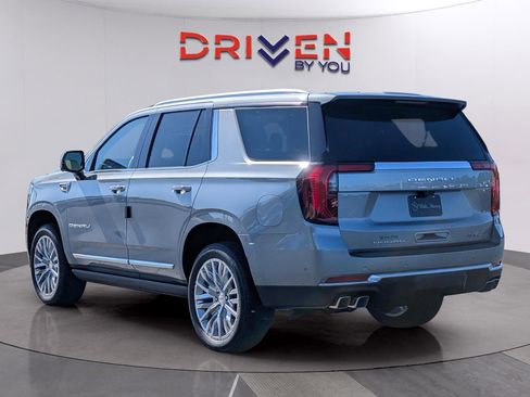 New 2026 GMC Yukon Denali w/ Denali Reserve Package AWD/4WD image 3