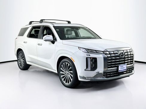 Used 2023 Hyundai Palisade Calligraphy AWD/4WD image 3