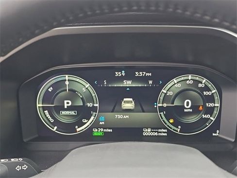 New 2025 Mitsubishi Outlander SEL image 17