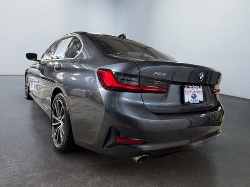 Used 2019 BMW 330i xDrive Sedan w/ Convenience Package image 3